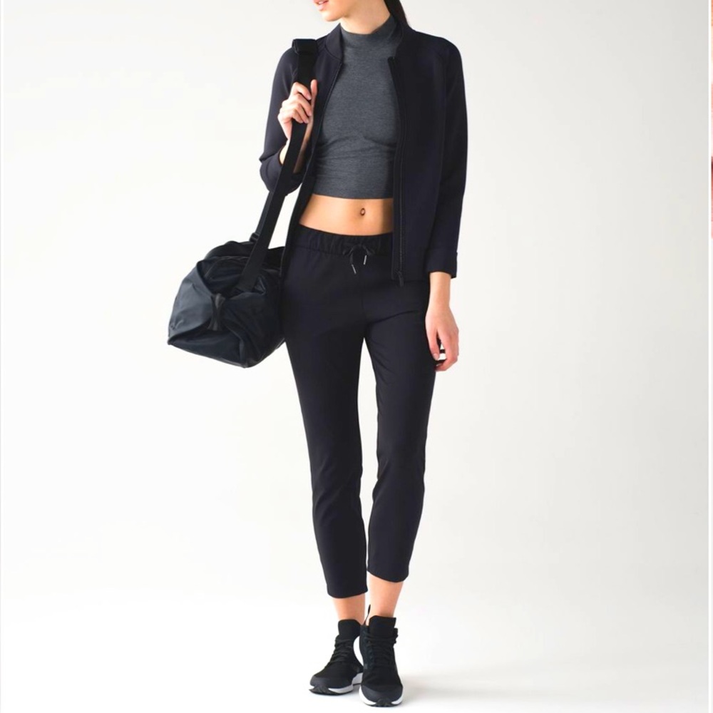 Lululemon on the fly pant